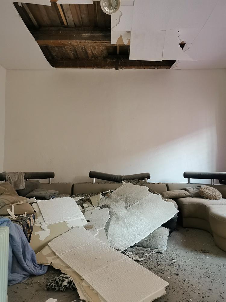 The ceiling of an apartment rented to Romani tenants in the socially excluded locality of Předlice caved in on New Year's Day 2023.
