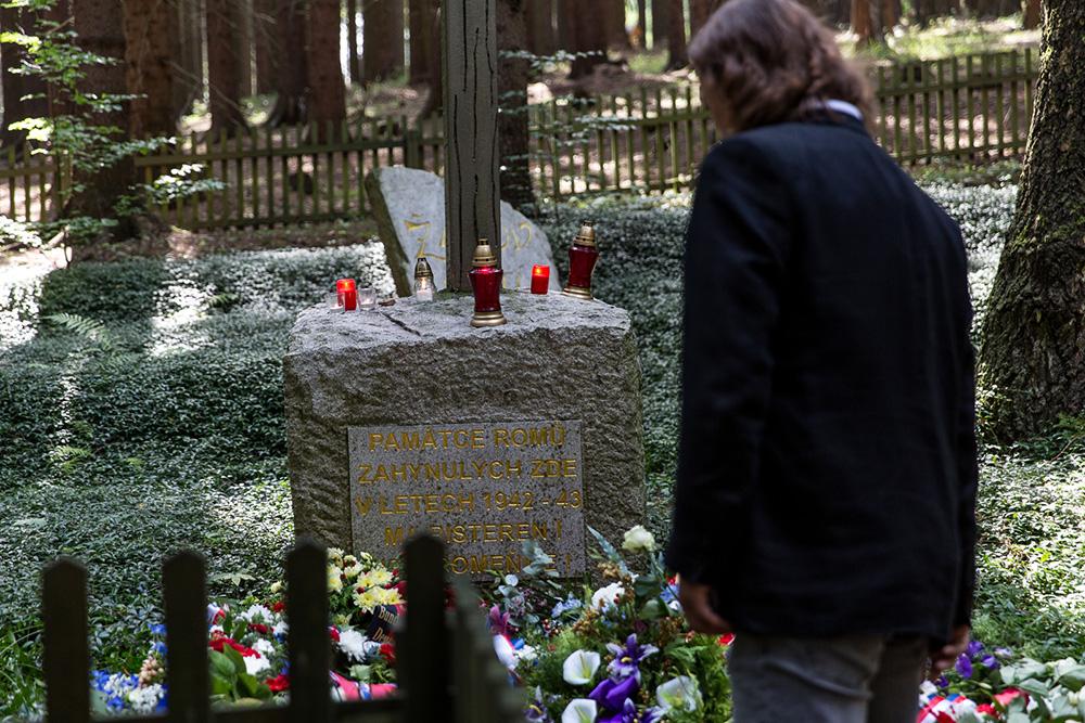 Pietní akt v Hodoníně u Kunštátu v srpnu 2019 (FOTO: Muzeum romské kultury)