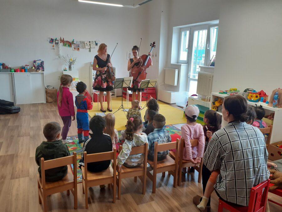 Koncert Filharmoniště v dětské skupině Tosárka (FOTO: Se svolením Jany Rejžkové)