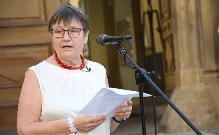 Anna Šabatová (FOTO: Wikimedia Commons, Ben Skála, Benfoto, CC BY-SA 4.0 DEED)