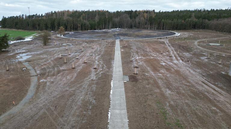 Video Z Dronu Jak Nyní Vypadá Nový Památník Holokaustu Romů A Sintů V