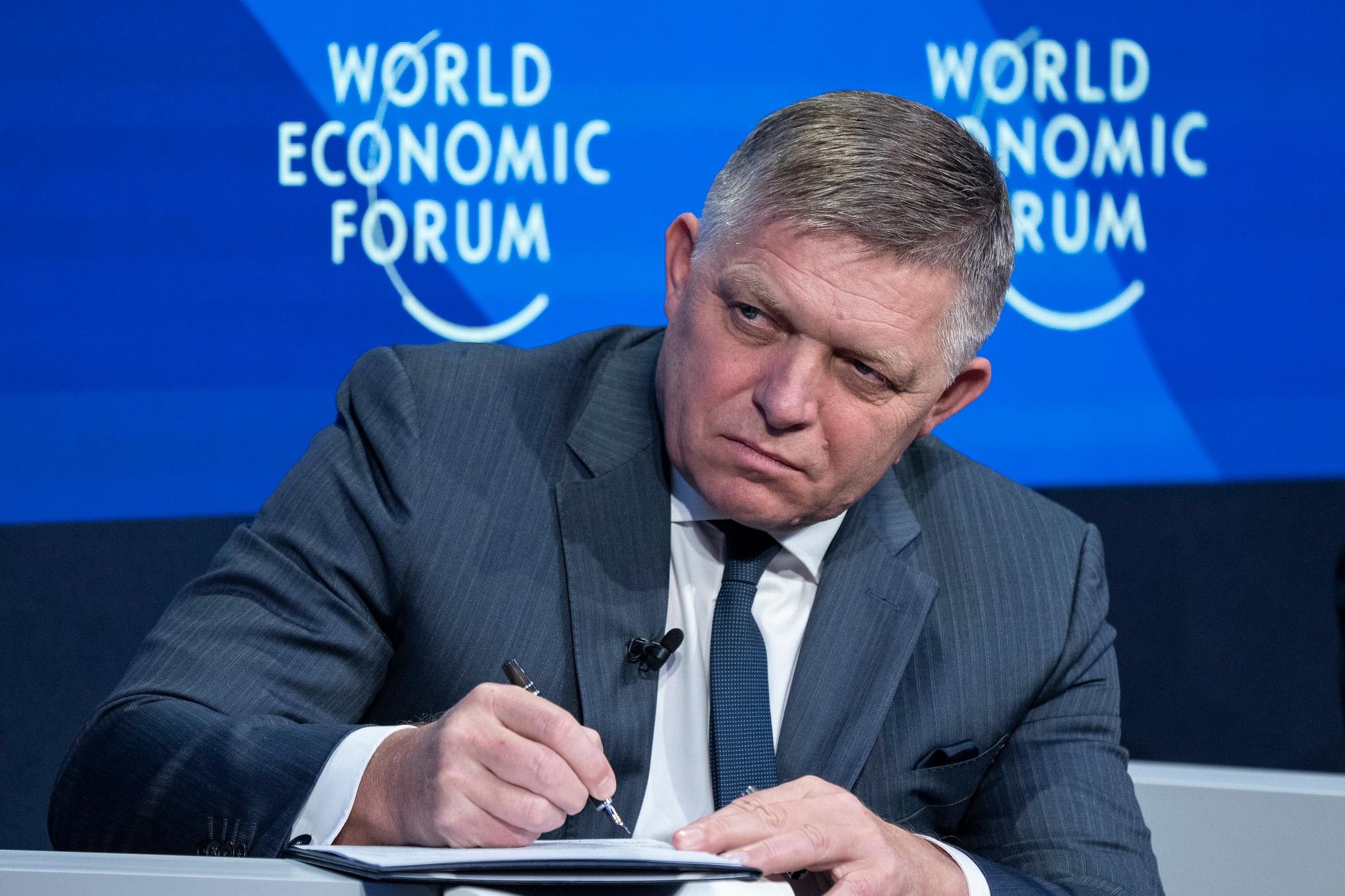 Slovenský premiér Robert Fico 17. ledna 2024 na Světovém ekonomickém fóru v Davosu (FOTO: Faruk Pinjo, World Economic Forum, CC BY-NC-SA 2.0 DEED)