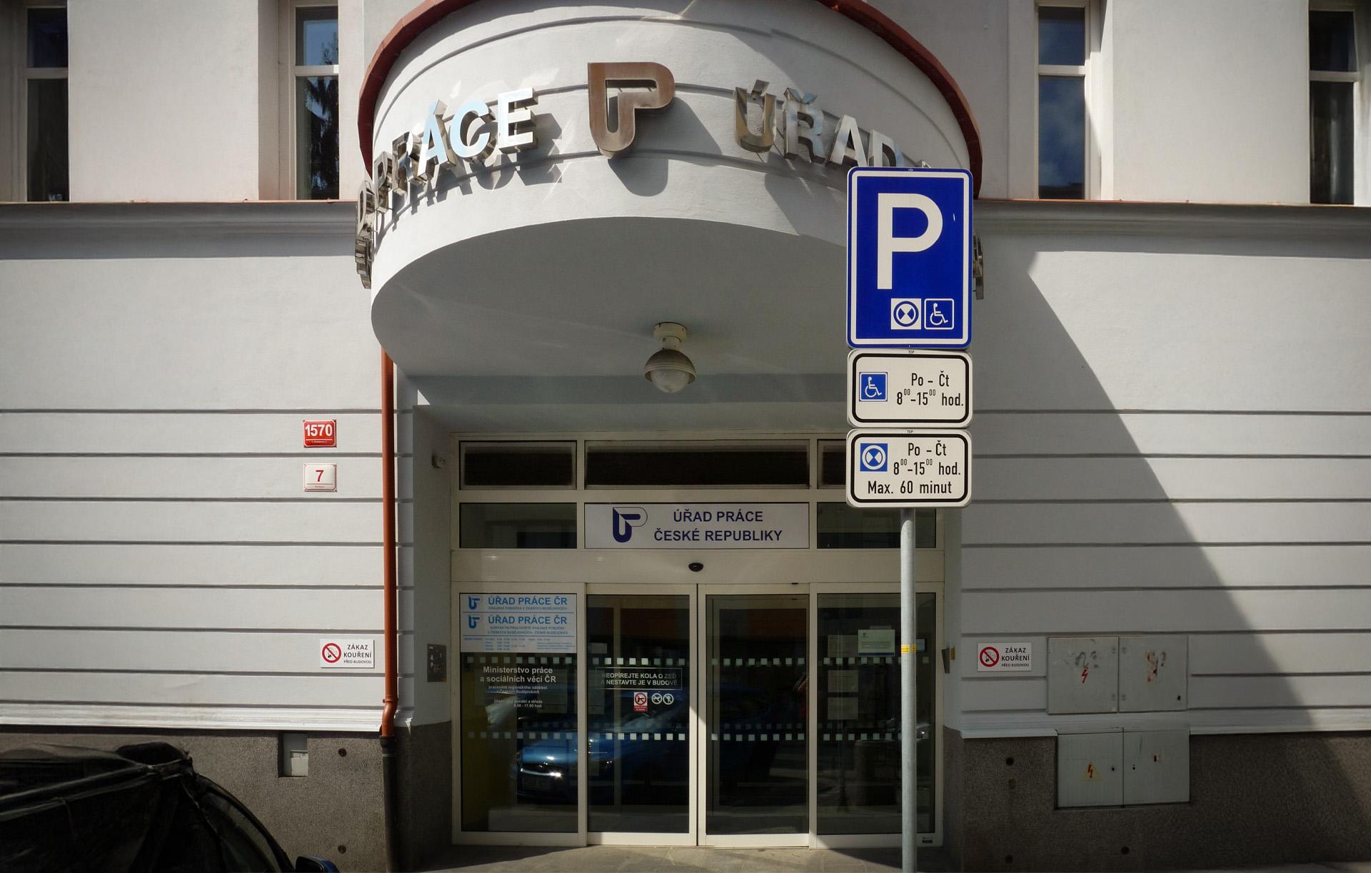 Úřad práce České republiky, krajská pobočka České Budějovice (FOTO: Wikimedia Commons, Czeva)