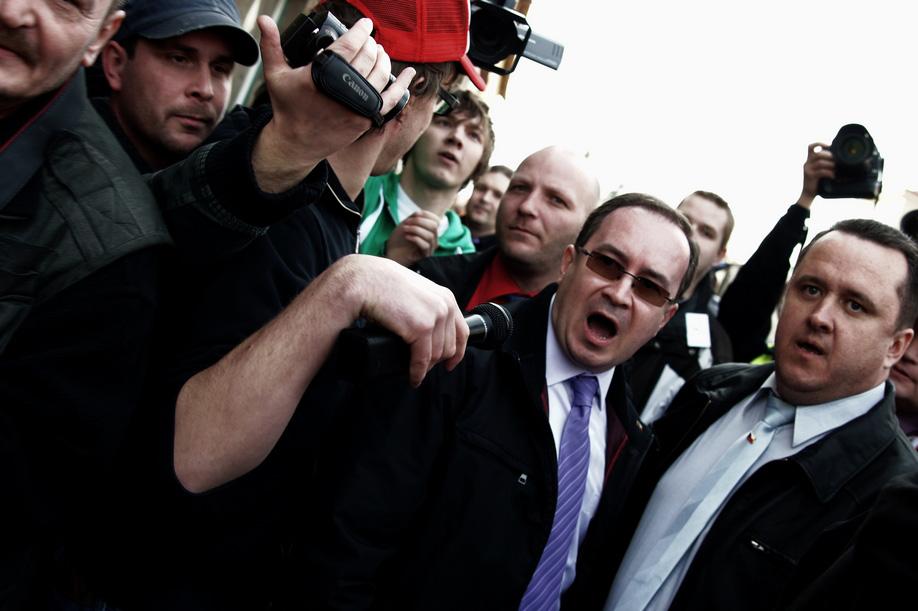 Tomáš Vandas a Jiří Štěpánek na protiromské demonstrací DSSS v Novém Bydžově, 12. 3. 2011 (FOTO: Lukáš Houdek)