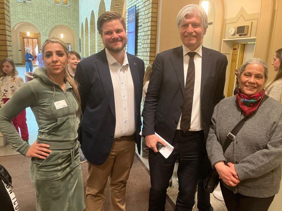Zleva Roxana Makulová, Tobias Lund, Ola Elvestuen, Solomia Karoli - Mezinárodní den památky obětí holocaustu 27.1. 2025, Oslo (FOTO: se svolením Baldera Hasvolla)