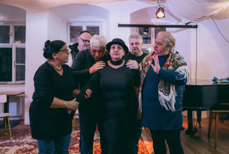 Divadelní inscenace „Příběhy přeživších“ (FOTO: Slovo 21. se svolením pořadatele festivalu)