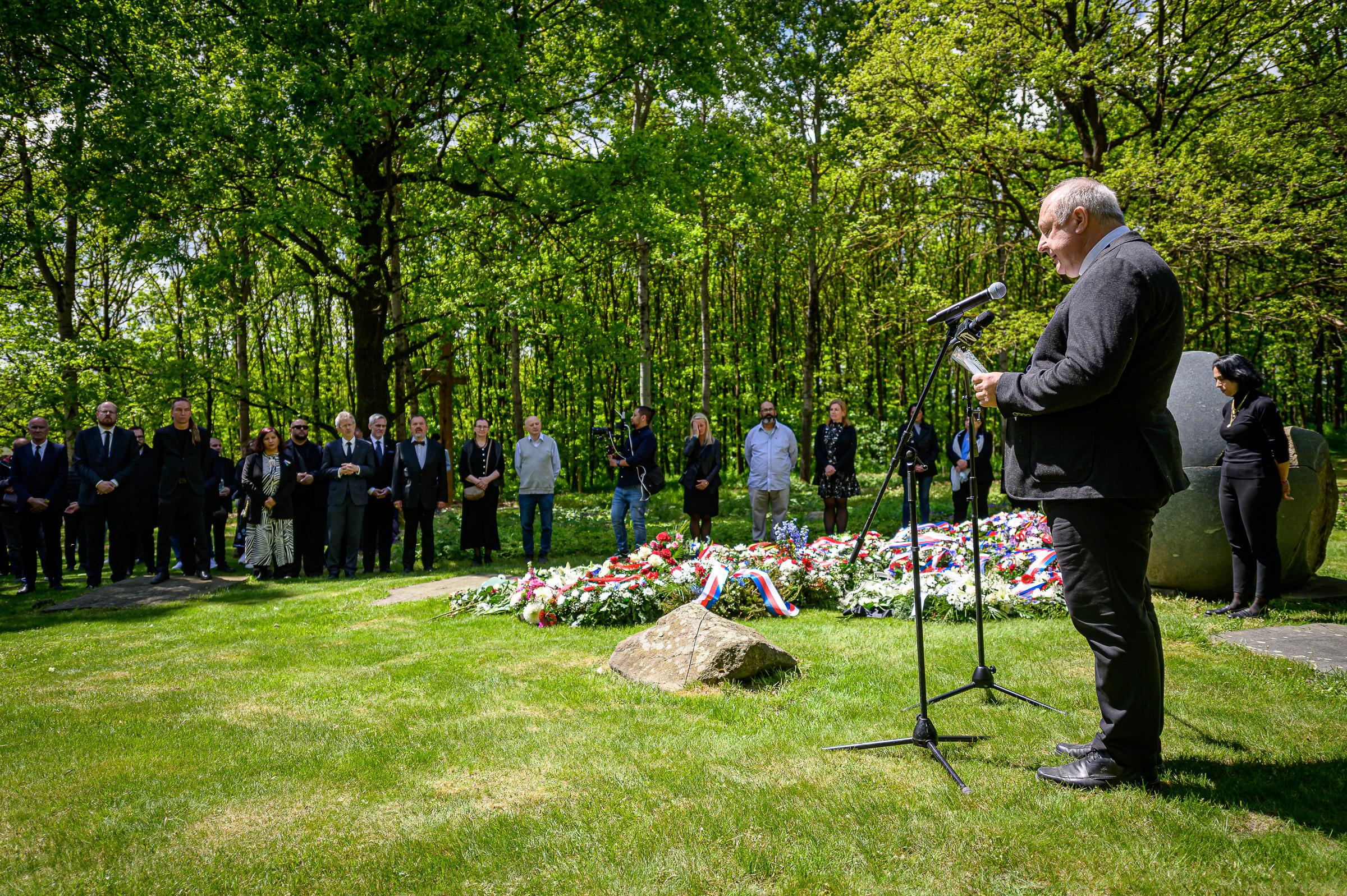 Pietní akt v Letech u Písku, 11. 5. 2025 (FOTO: Petr Zewlakk Vrabec)