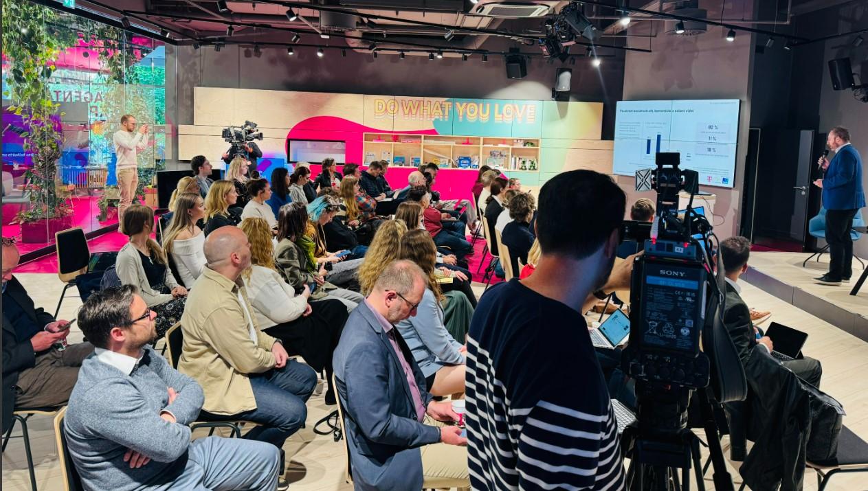 Tisková konference T-Mobile, Ipsos a In IUSTITIA k výzkumu nenávistných projevů mezi mladými lidmi, 20. 5. 2025 (FOTO: se svolením T-mobile)