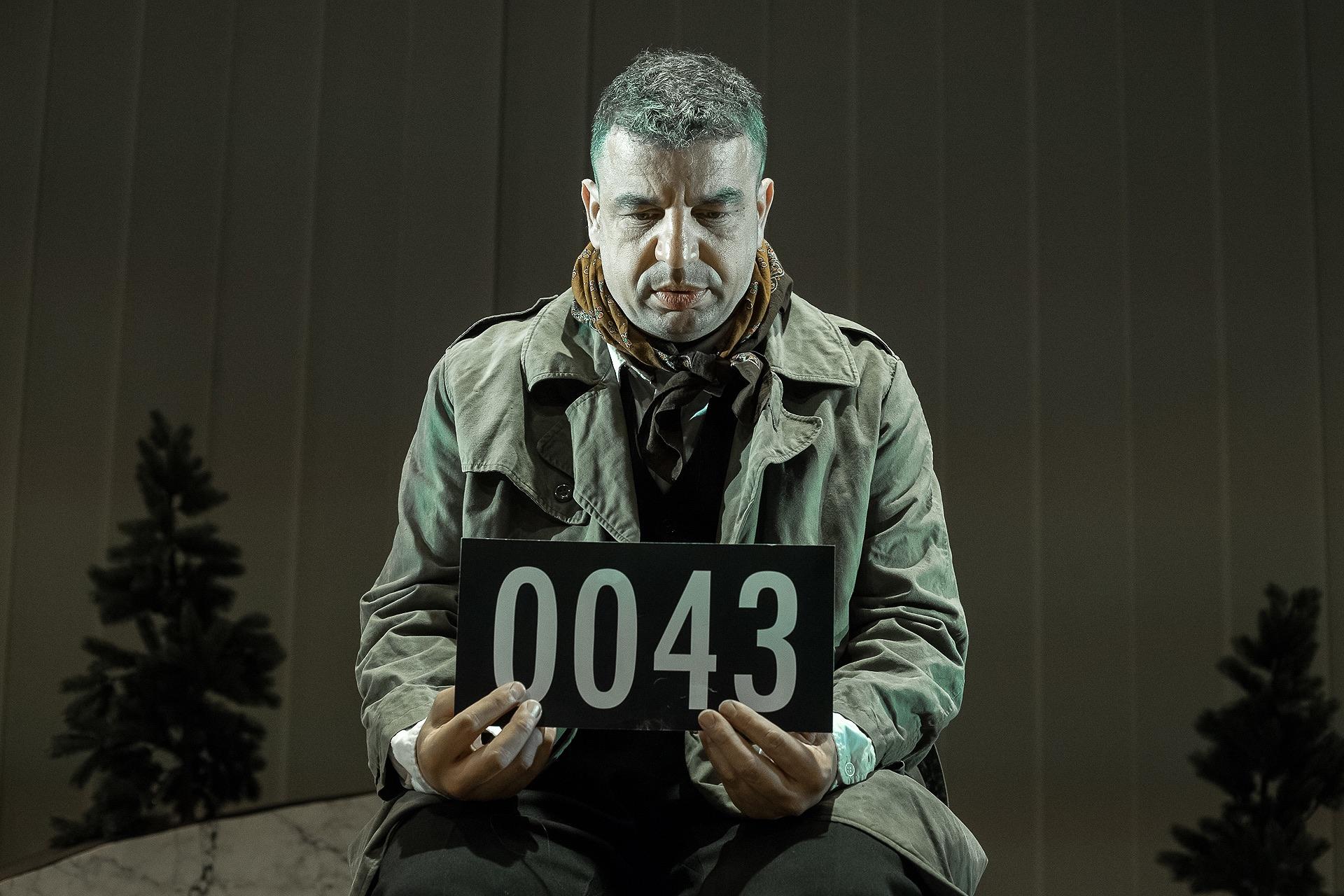 Richard Samko v divadelní hře Černý partyzán (FOTO: Zbyněk Hrbata)