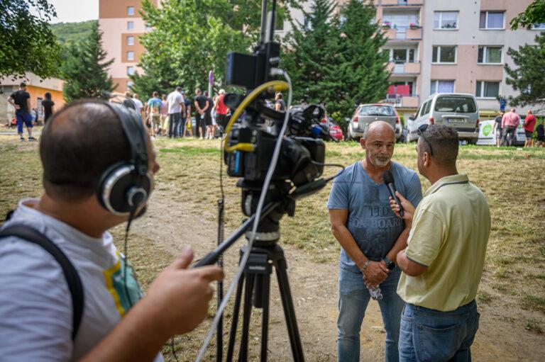 Kromě textového zpravodajství nabízí server Romea.cz od roku 2003 i videopříspěvky první romské internetové televize ROMEA TV (FOTO: Petr Zewlakk Vrabec)